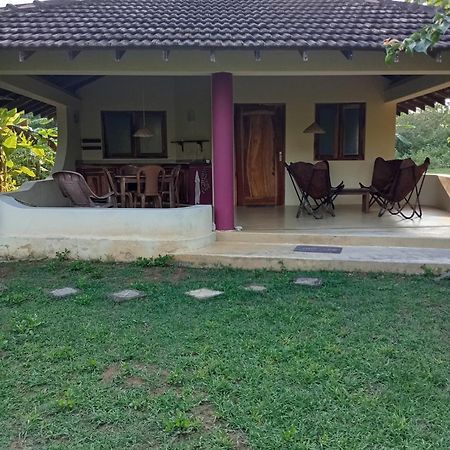 Ferienwohnung Sunshine Cafe Tangalle Exterior foto