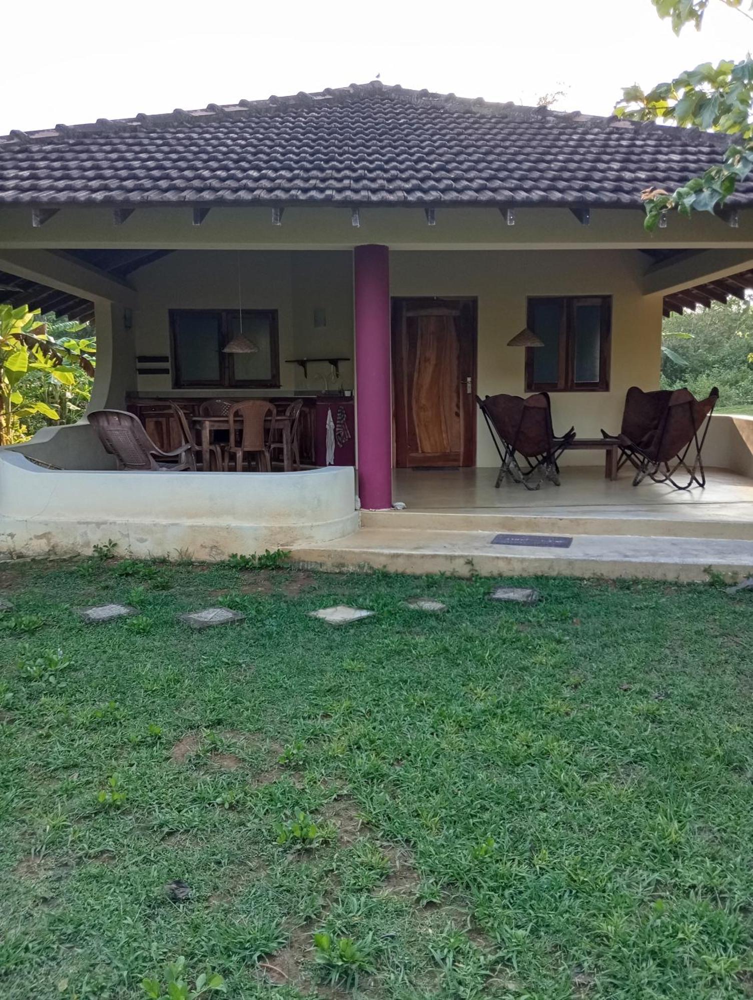 Ferienwohnung Sunshine Cafe Tangalle Exterior foto